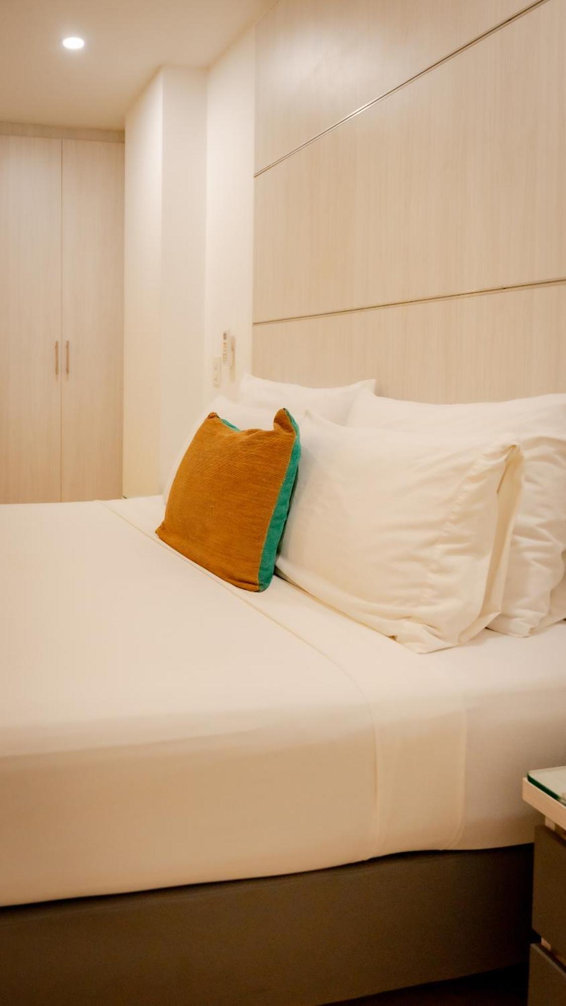 Hotel Madeiro Medellin Ngoại thất bức ảnh