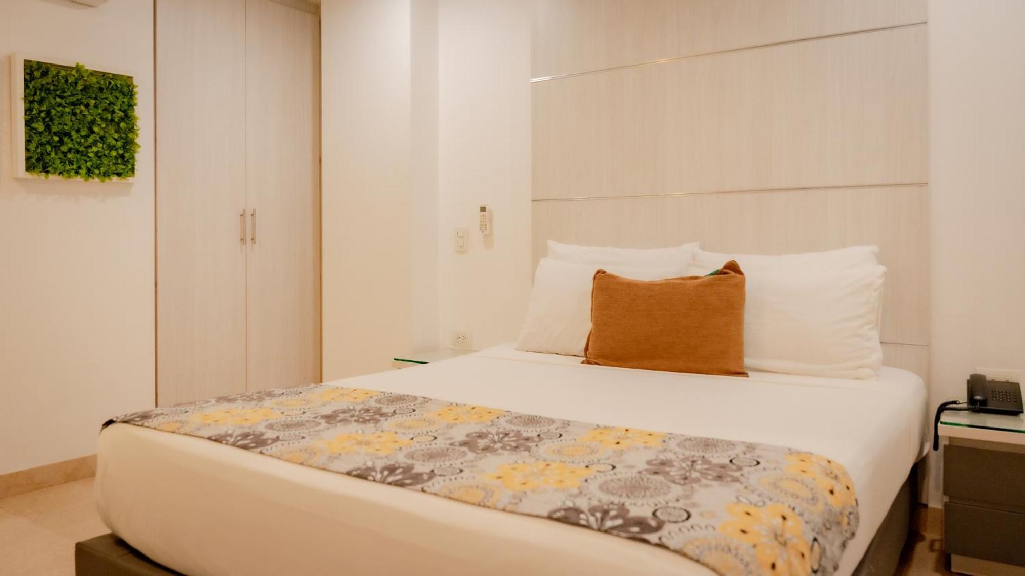 Hotel Madeiro Medellin Ngoại thất bức ảnh