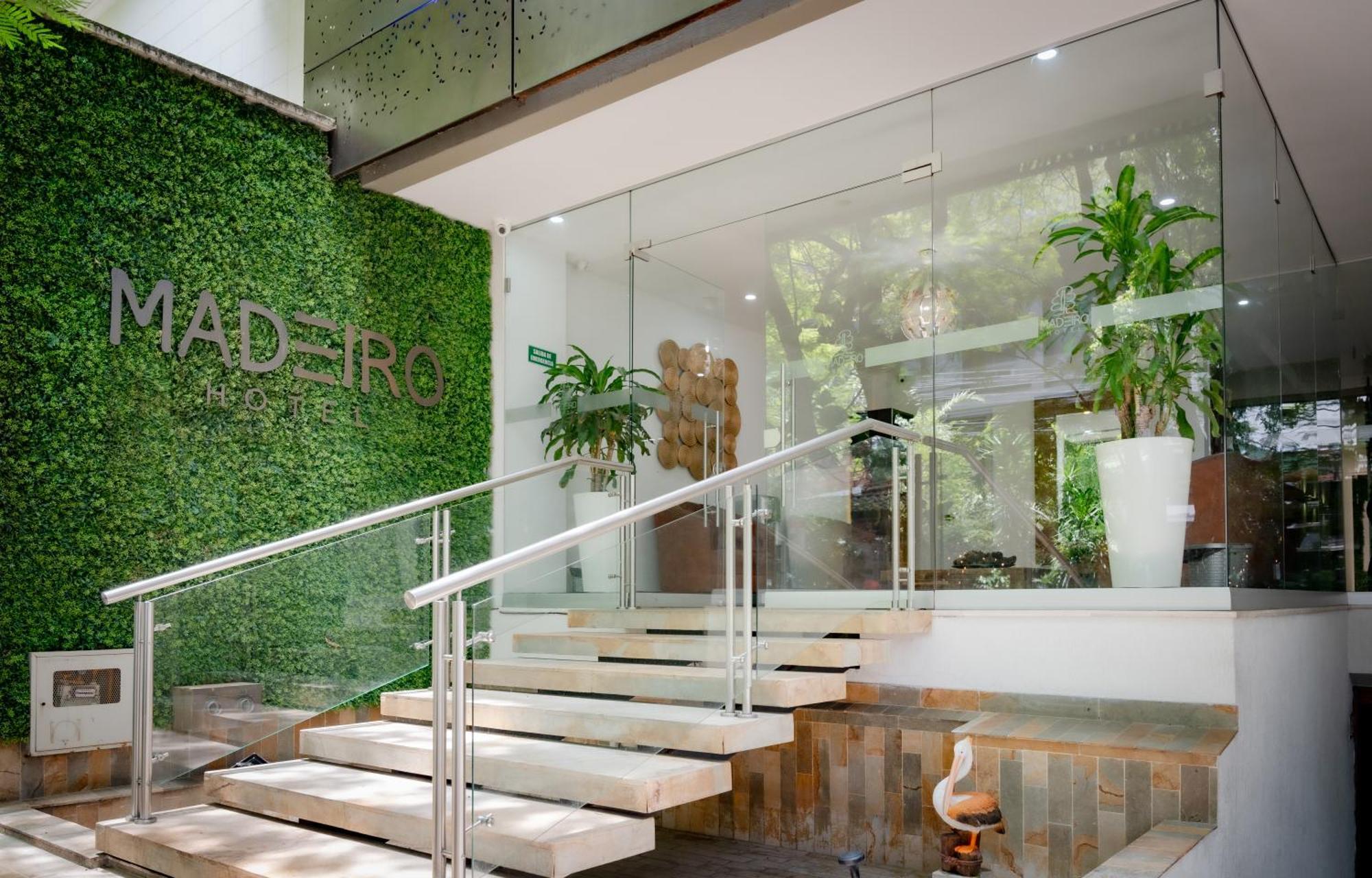 Hotel Madeiro Medellin Ngoại thất bức ảnh