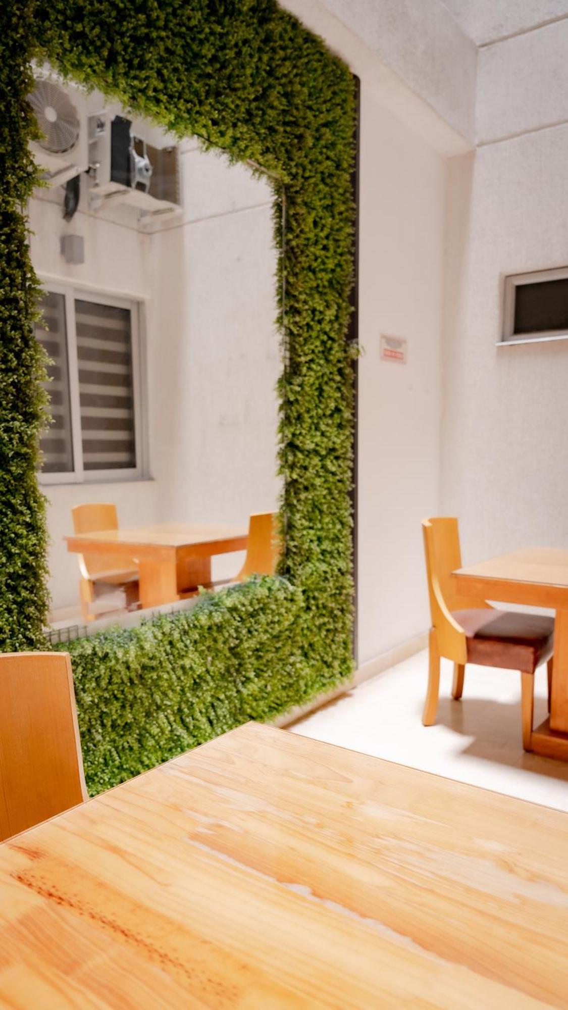 Hotel Madeiro Medellin Ngoại thất bức ảnh
